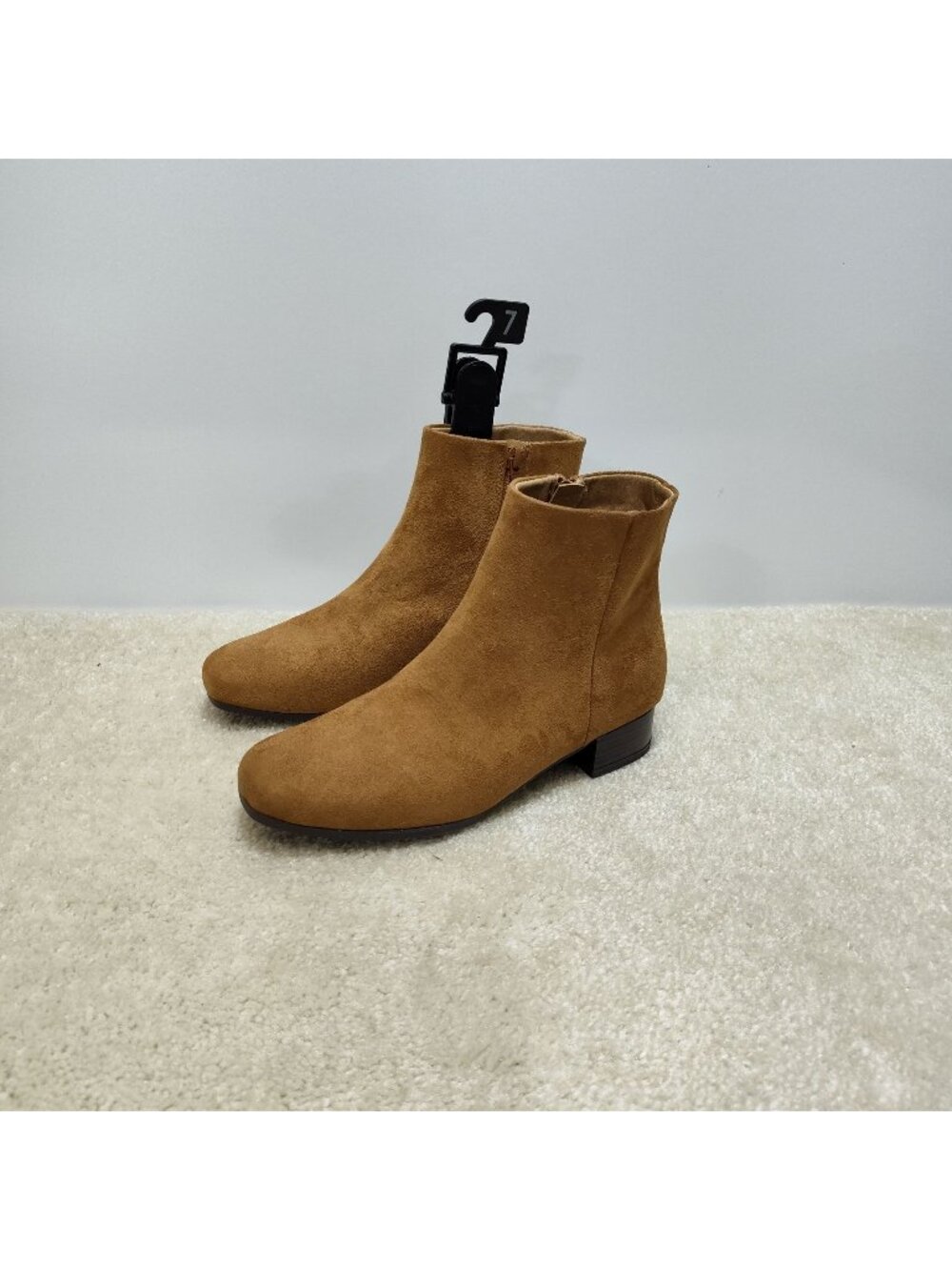 Time and Tru Ankle Boots Women 7 Faux Suede Memory Foam Low Block Heel Booties